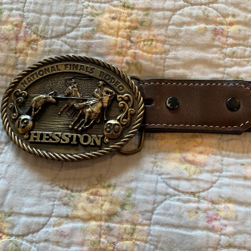 Nacona Belt Company leather western child’s belt leather 25 inches, buckle 3 1/4